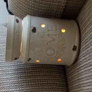 Wax warmer by Illumination in "Bless this Home". NWT